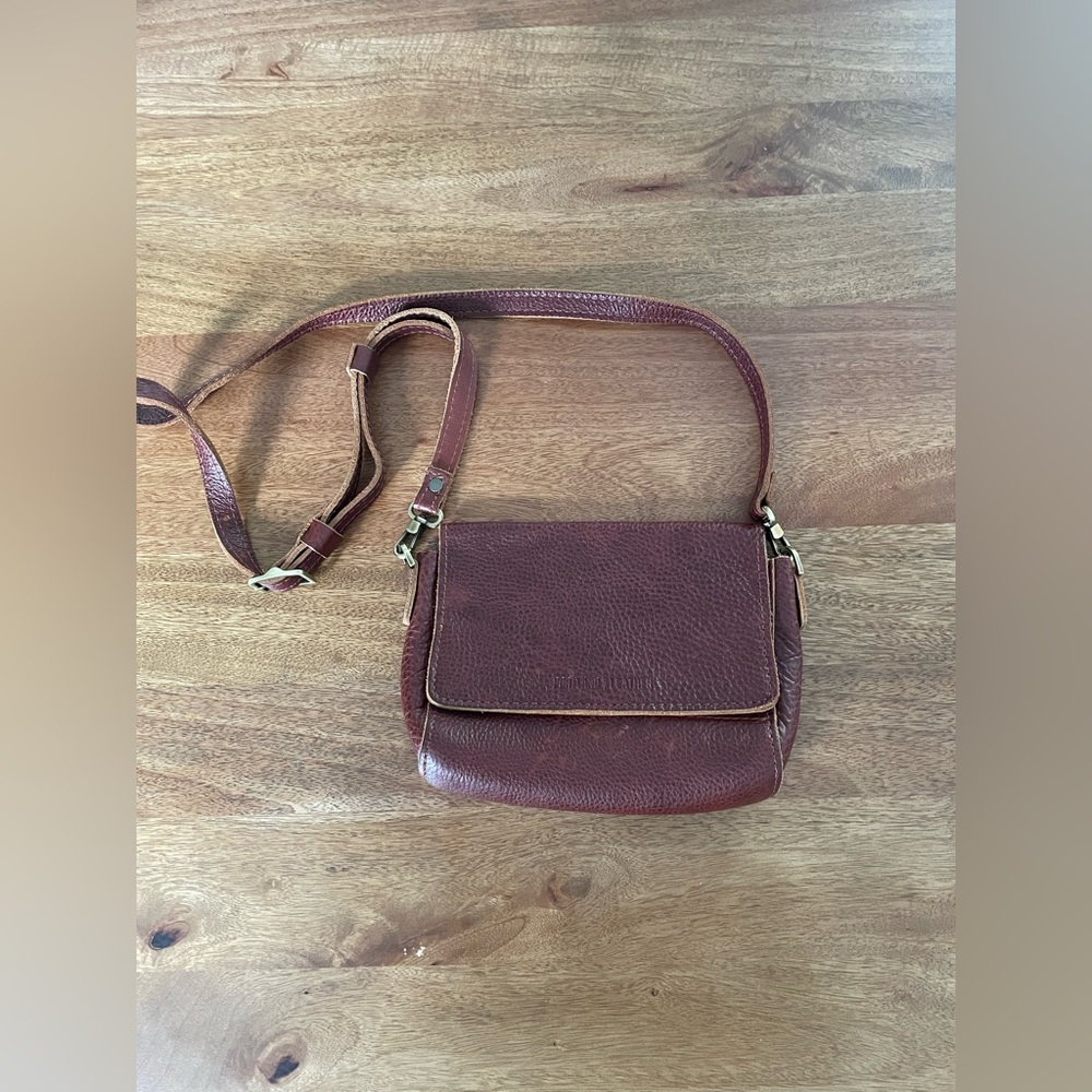 Portland Leather Metro Crossbody Bag in Nutmeg